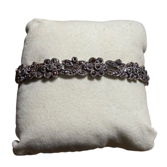 Jewelry - Vintage Sterling Silver Floral Marcasite 7” Bracelet